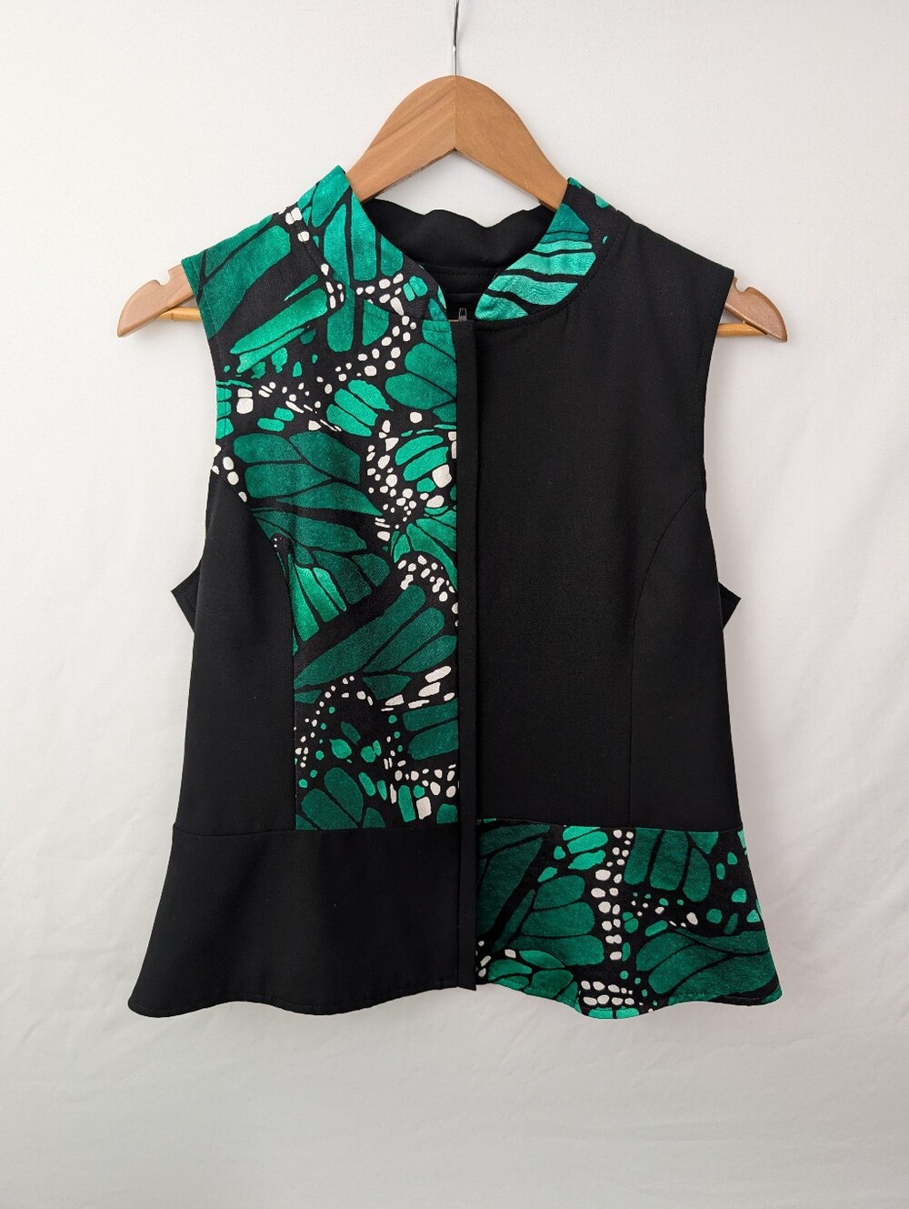 Pineda Covalin Silk Blend Monarch Butterfly Peplum Top Vest Green Black Sz L